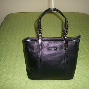 Coach Black Large F16562 Leather Shoulder Bag